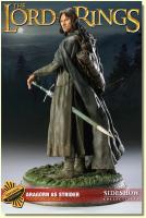 Aragorn as Strider Archive Statue
