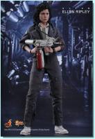 Ellen Ripley Sigourney Weaver Aliens Collectible Figure