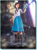 Elizabeth Exclusive Statue  03/2017